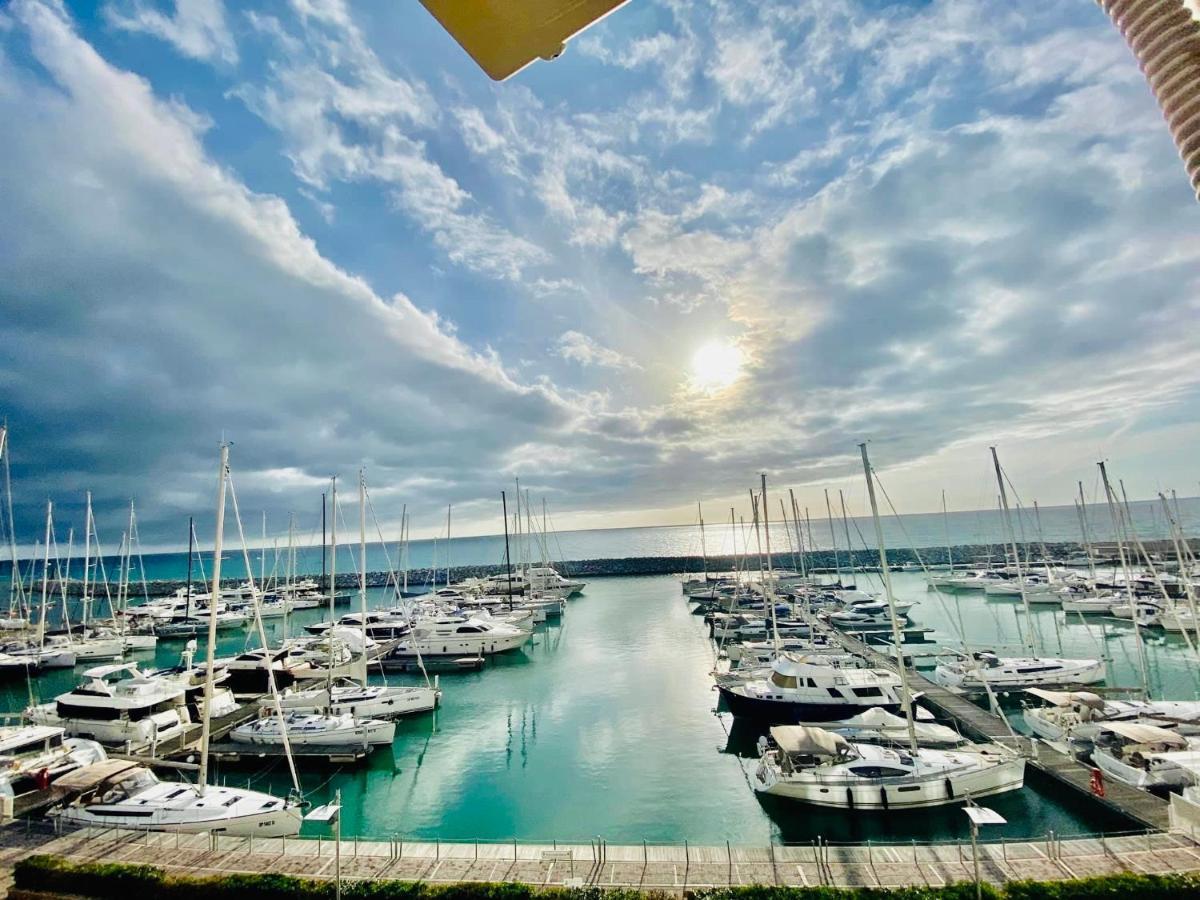 Civiconovantatre - New B&B San Vincenzo Luaran gambar