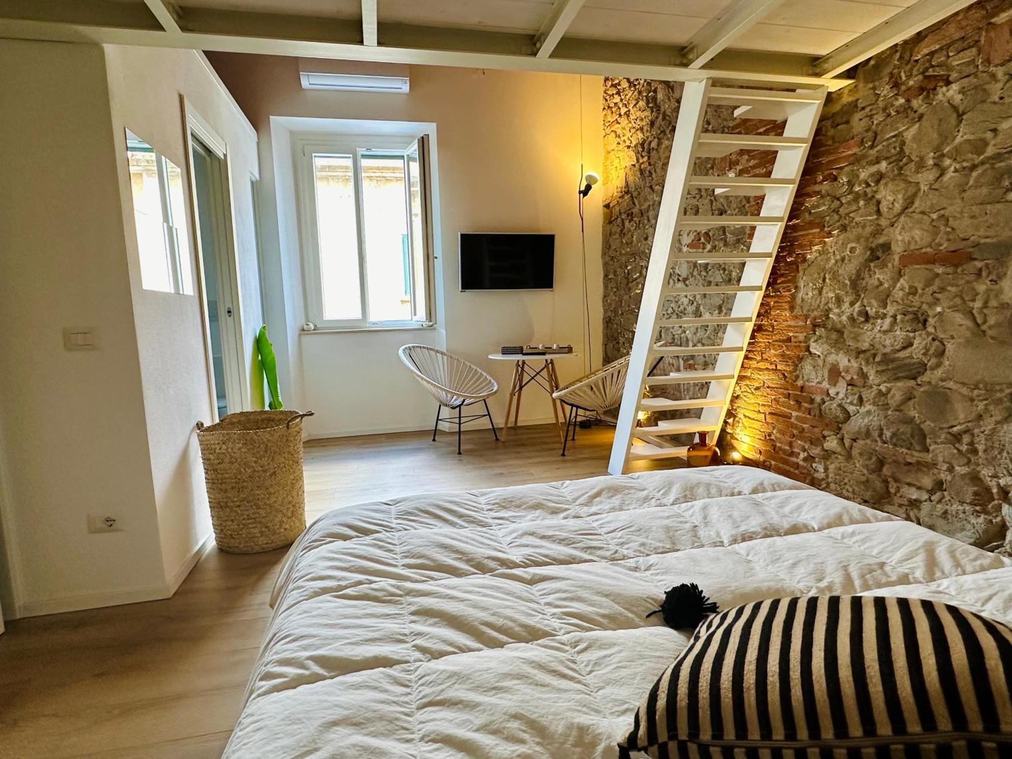 Civiconovantatre - New B&B San Vincenzo Luaran gambar